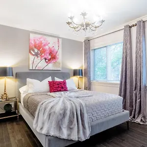 Downtown Luxury Victorian Retreat Maison d'hôtes Toronto