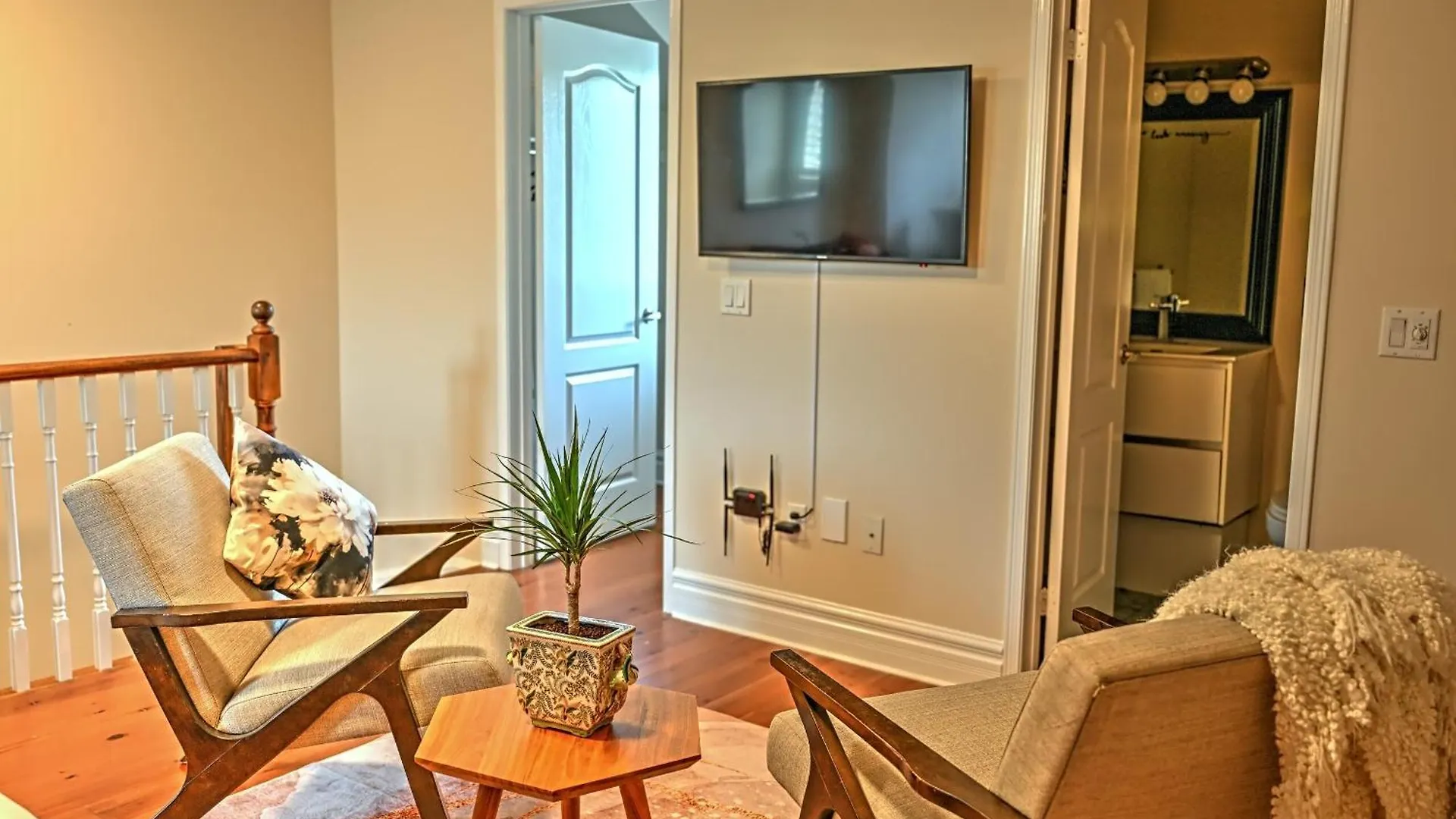 Welcome Home! Acores Bed & Breakfast トロント 0*,  カナダ